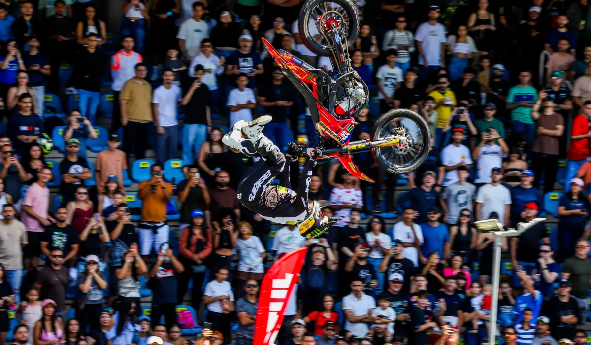 Fred Kyrillos ferá show para público do MOTO1000GP em Cascavel