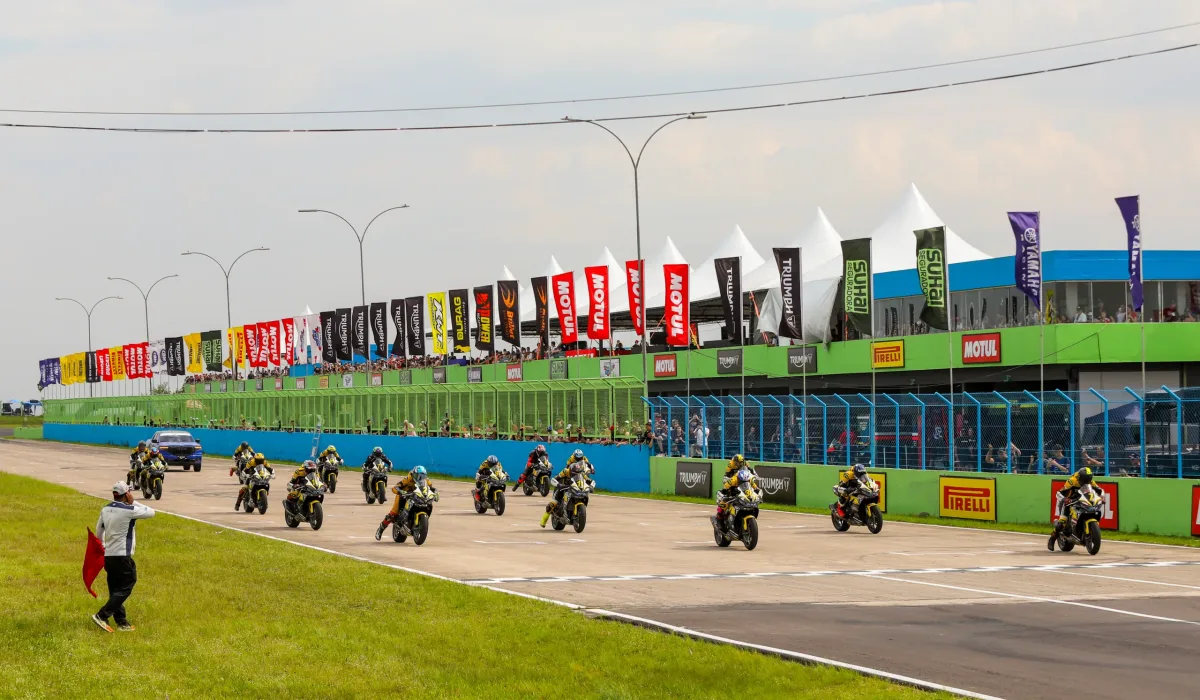 LARGADA triumph st cruz do sul (9 de 14)