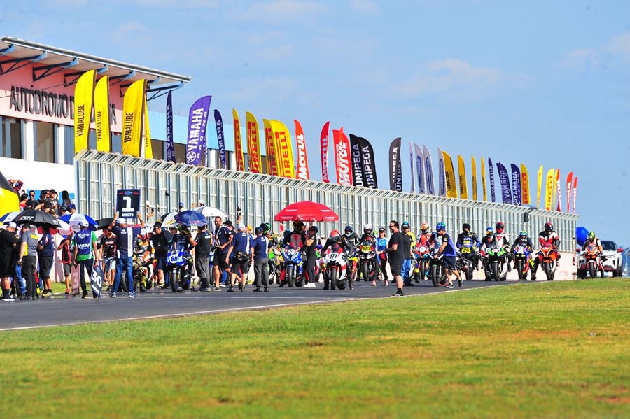 Treinos oficiais abrem fim de semana do Moto1000GP em Cascavel – MOTOMUNDO