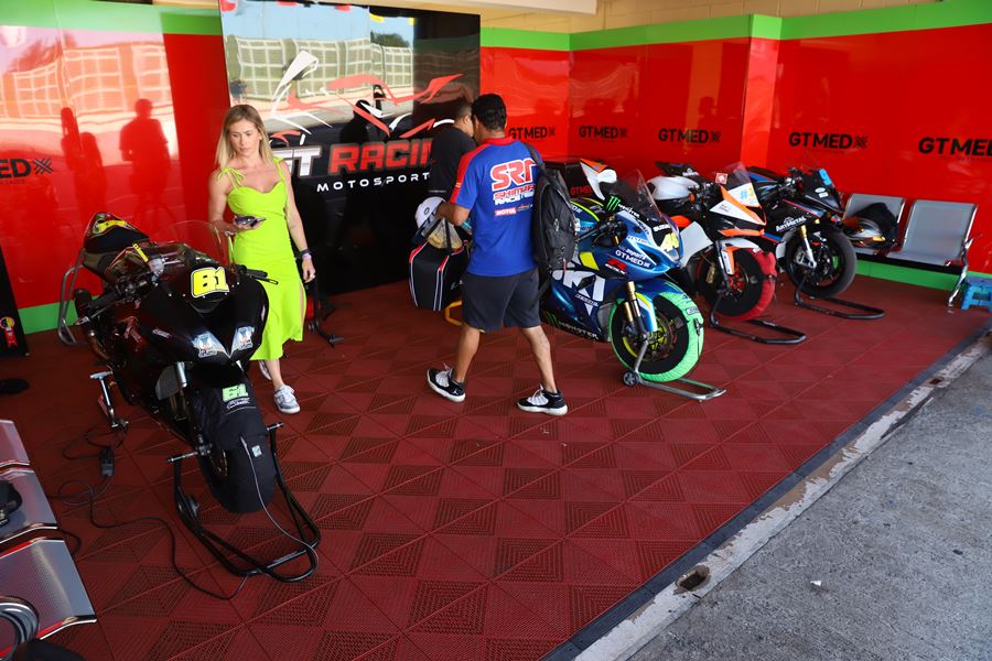 MOTO1000GP quinta feira bastidores 2024 12