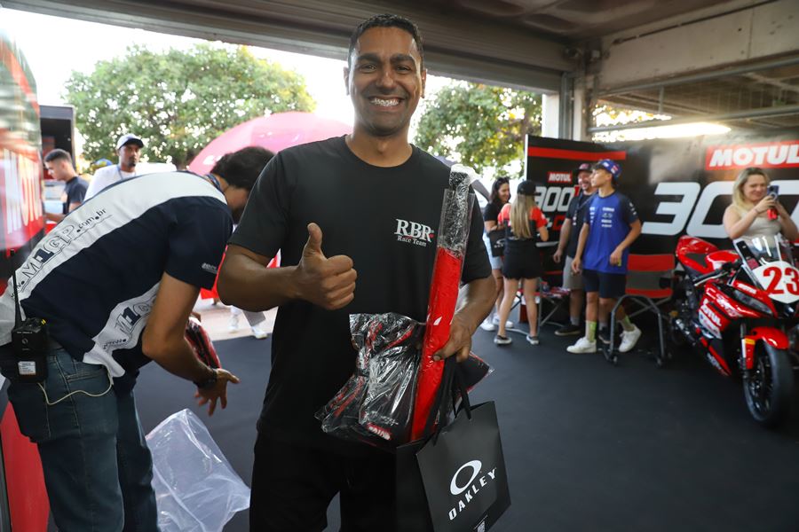 M1GP 2024 etapa 02 sexta Motul kit 34