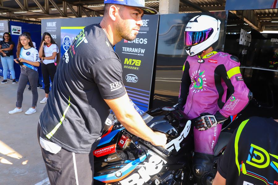 M1GP 2024 etapa 02 sexta bastidores 32