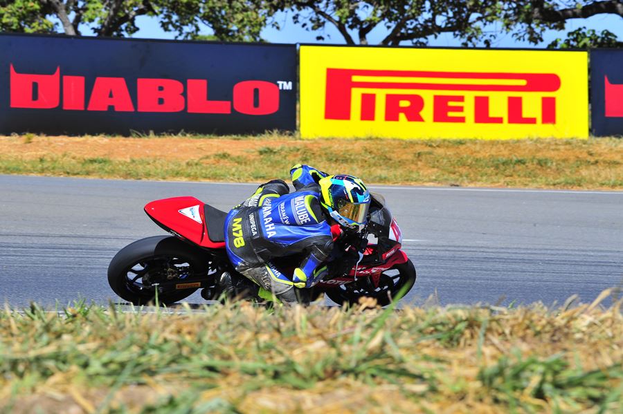M1GP 2024 etapa 02 sexta gp300 12