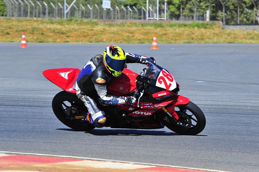 M1GP 2024 etapa 02 sexta gp300 44