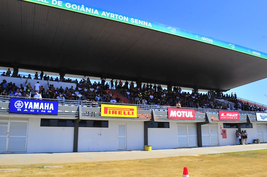 m1gp 2024 etapa 03 domingo publico 11