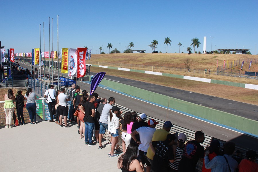 m1gp 2024 etapa 03 domingo publico 52