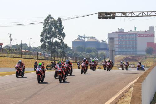 m1gp etapa 04 cascavel sabado GP300 00