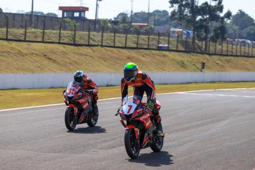 m1gp etapa 04 cascavel sabado GP300 33