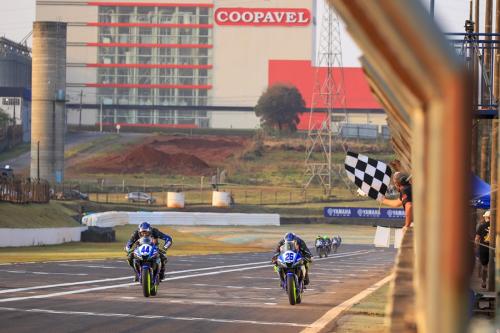 m1gp etapa 04 cascavel sabado R3 24
