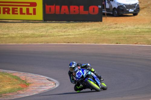 m1gp etapa 04 cascavel sexta-feira R3 45