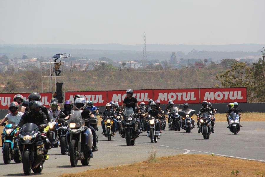 m1gp etapa 05 curvelo domingo moto passeio gp 24