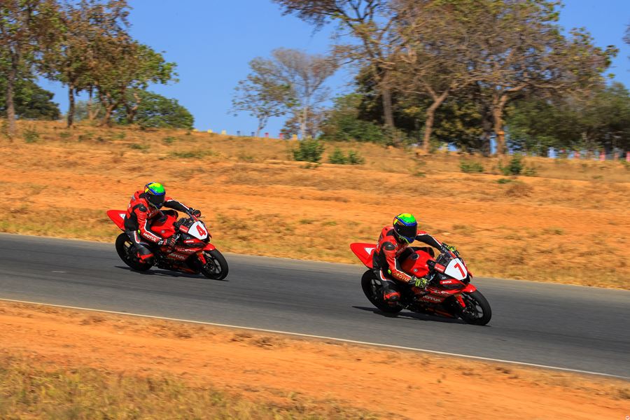 m1gp etapa 05 curvelo sexta gp300 19