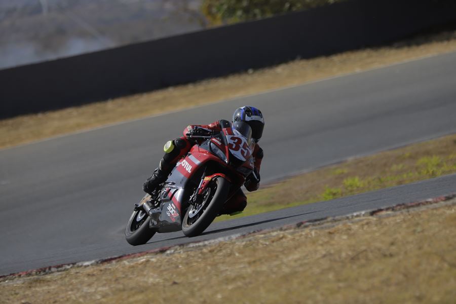 m1gp etapa 05 curvelo sexta gp300 37