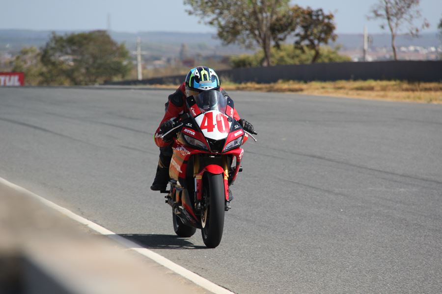 m1gp etapa 05 curvelo sexta gp300 5