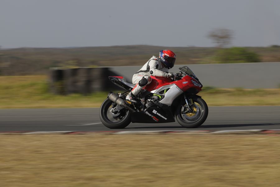 m1gp etapa 05 curvelo sexta gp600 20
