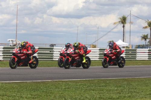 M1GP 2024 etapa 07 domingo gp300 23