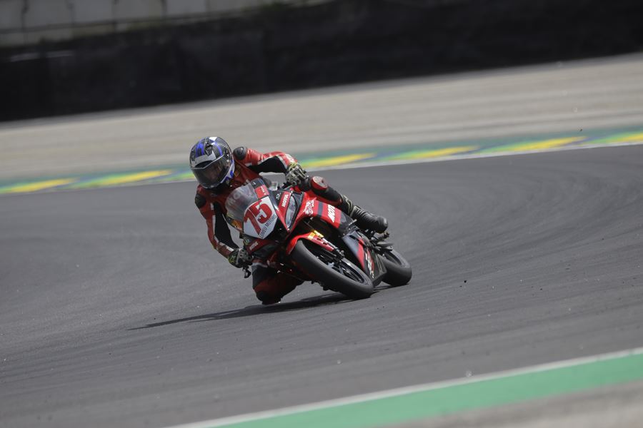 M1GP 2024 etapa 08 sexta gp300 01