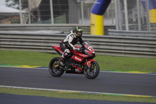 M1GP 2024 etapa 08 sabado gp300 14
