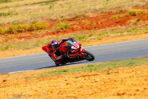 m1gp 2025 etapa 7 sexta gp300 b10