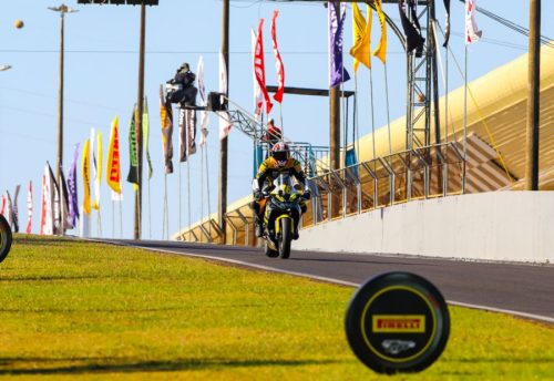 m1gp 2025 gp pirelli etapa 7 79
