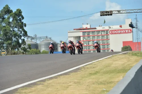m1gp 2025 etapa 08 cascavel domingo gp300 37