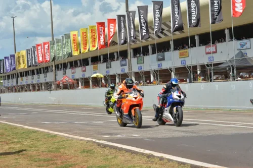 m1gp 2025 etapa 08 cascavel domingo gp600 50