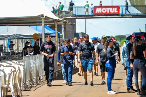 m1gp 2025 etapa 08 cascavel domingo publico 10