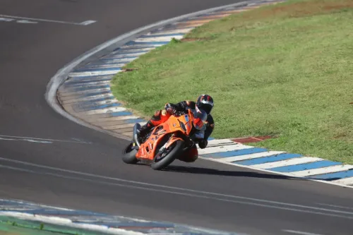 m1gp 2026 etapa 04 cascavel sabado gplight 06